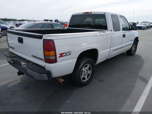 CHEVROLET SILVERADO 1500 LS - 4