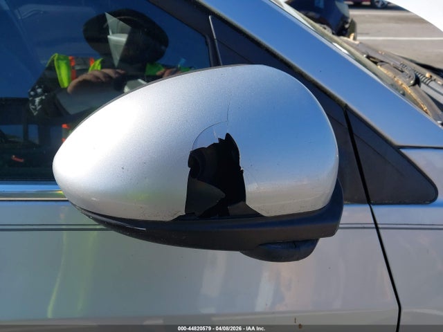 CHEVROLET CRUZE 1LT AUTO - 6