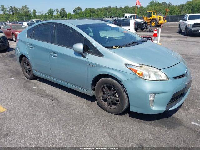 TOYOTA PRIUS - 1