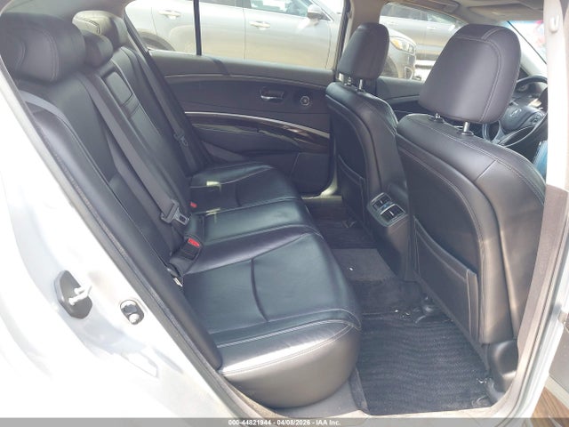 2015 Acura RLX — фото 8