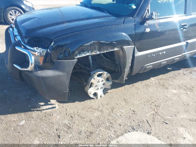 CHEVROLET AVALANCHE 1500 - 6