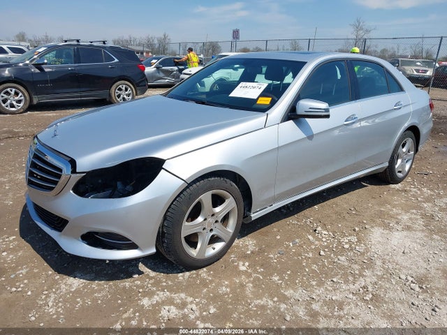 MERCEDES-BENZ E-CLASS - 2