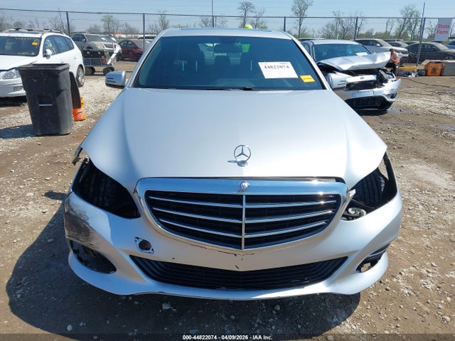 MERCEDES-BENZ E-CLASS - 6