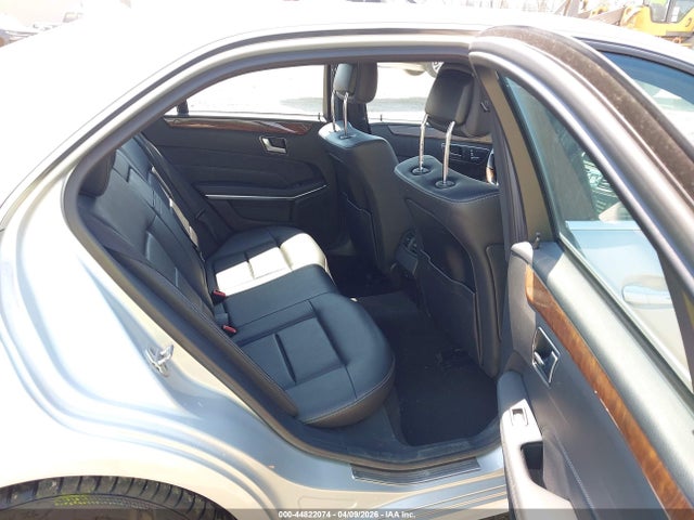 MERCEDES-BENZ E-CLASS - 8