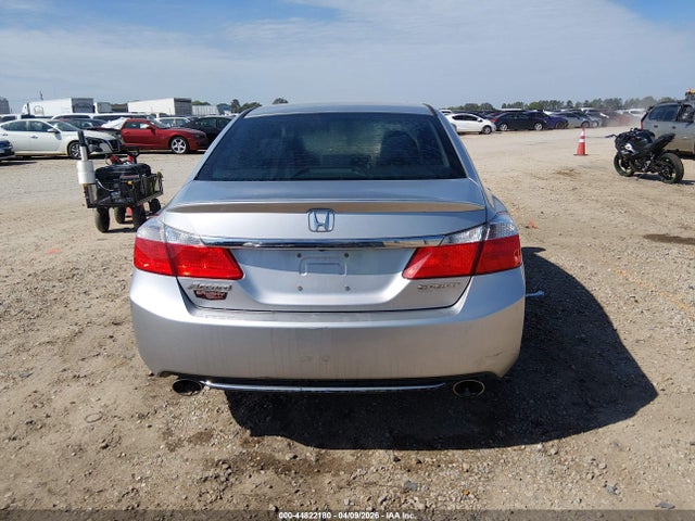 صورة 16 لـ 2013 Honda ACCORD SPORT