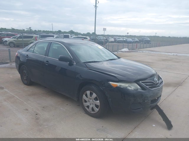 2010 TOYOTA CAMRY 