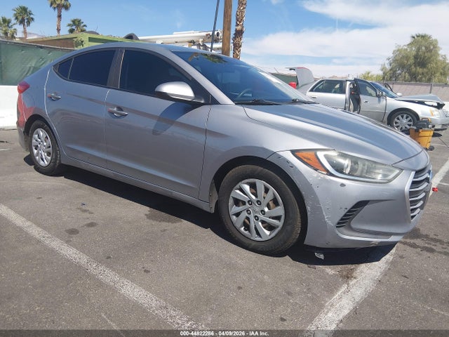 صورة 1 لـ 2017 Hyundai ELANTRA SE