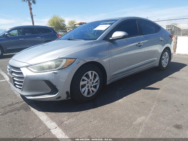 صورة 2 لـ 2017 Hyundai ELANTRA SE
