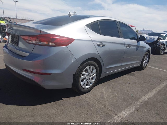 صورة 4 لـ 2017 Hyundai ELANTRA SE