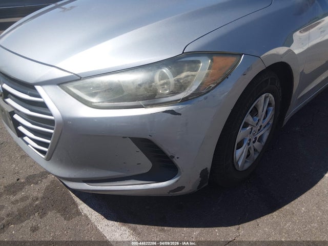 صورة 6 لـ 2017 Hyundai ELANTRA SE
