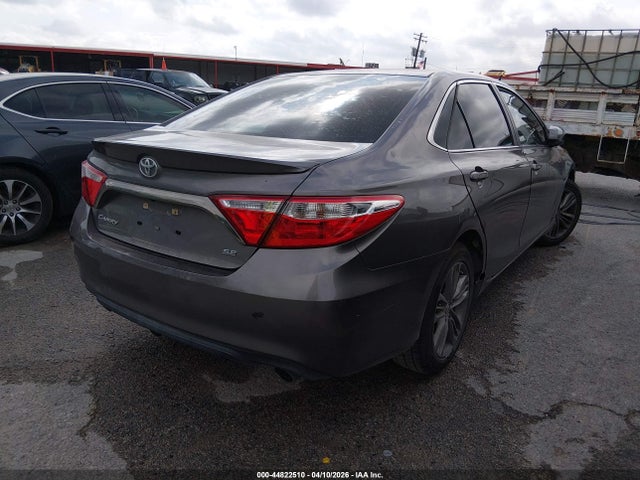 TOYOTA CAMRY - 4