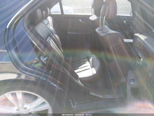 MERCEDES-BENZ E-CLASS - 8
