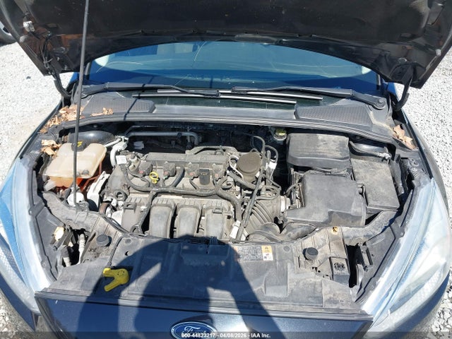 صورة 10 لـ 2015 FORD FOCUS SE