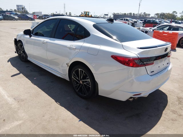 2026 Toyota CAMRY XSE 照片 3