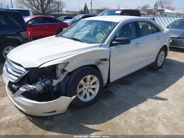 FORD TAURUS SE - 2