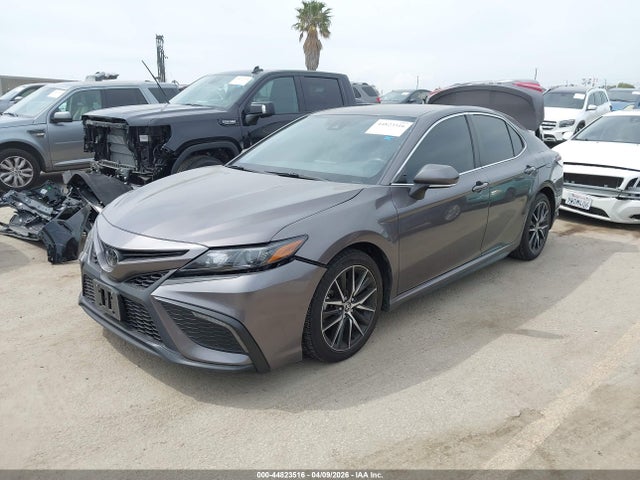 صورة 2 لـ 2023 Toyota CAMRY SE