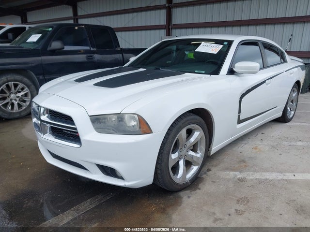 DODGE CHARGER SXT - 2