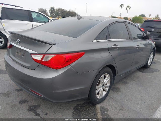 HYUNDAI SONATA GLS - 4