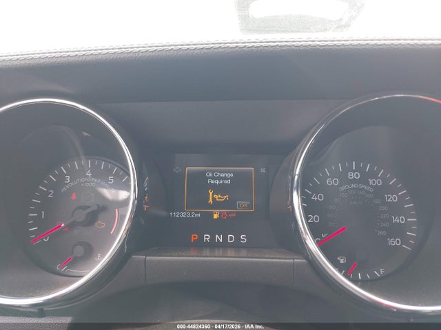 FORD MUSTANG V6 - 7