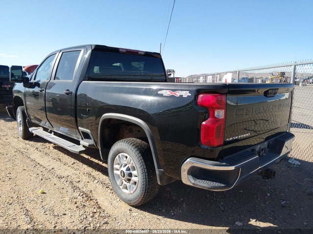 صورة 3 لـ 2025 Chevrolet SILVERADO 2500HD 4WD STANDARD BED LT