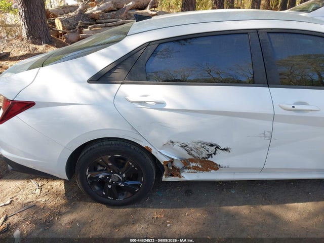 HYUNDAI ELANTRA SEL - 6