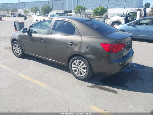 KIA FORTE EX - 3