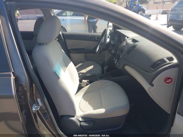 KIA FORTE EX - 5