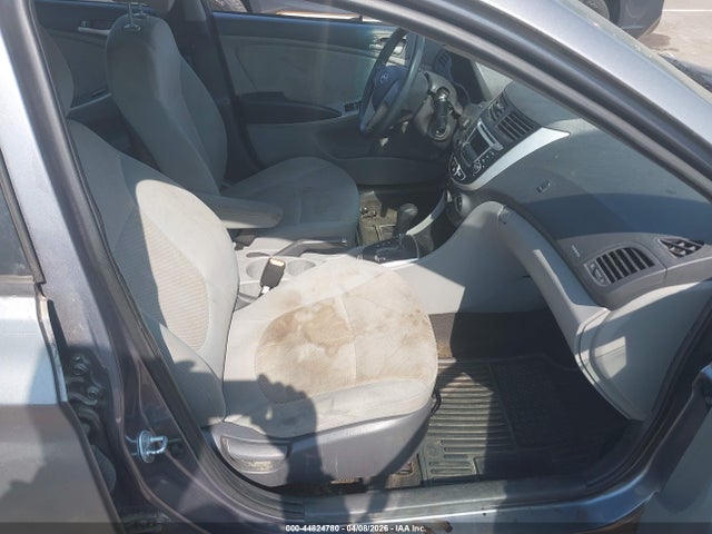 HYUNDAI ACCENT GLS - 5