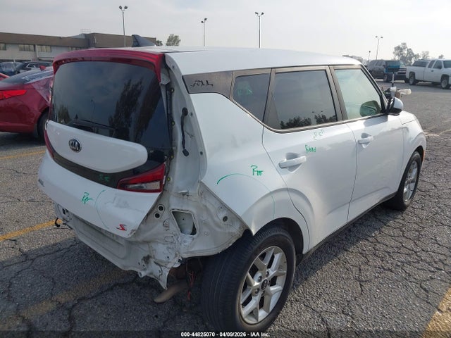 KIA SOUL - 4