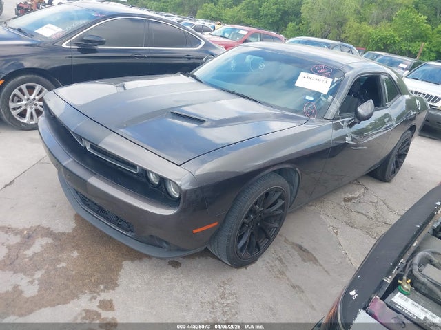 DODGE CHALLENGER SXT - 2