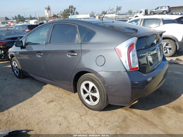 TOYOTA PRIUS - 3