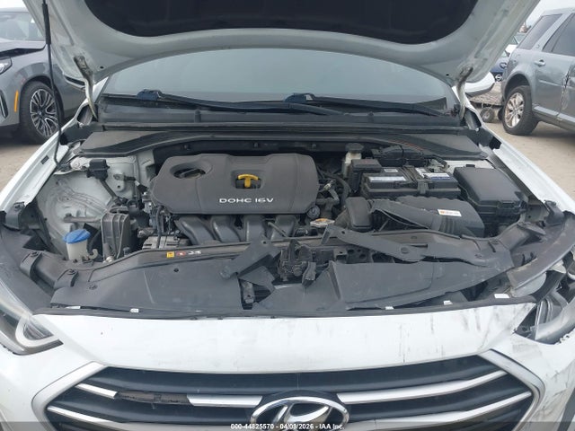 HYUNDAI ELANTRA SE - 10