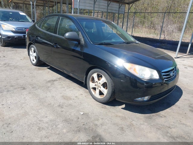 HYUNDAI ELANTRA SE - 1