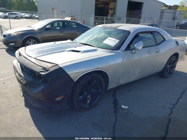 DODGE CHALLENGER SXT - 2