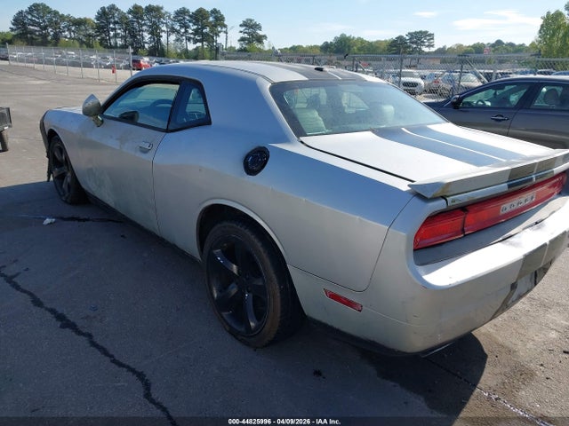 DODGE CHALLENGER SXT - 3
