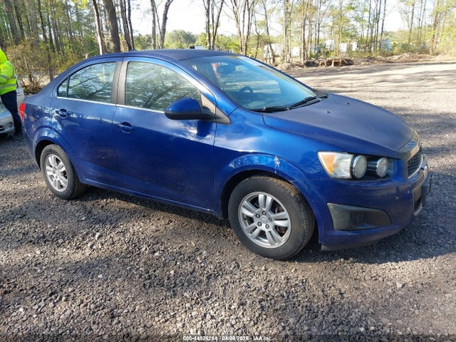 CHEVROLET SONIC LT MANUAL - 1