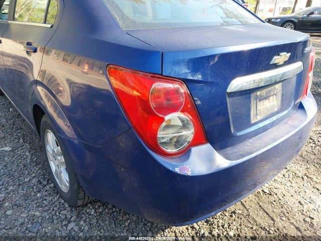 CHEVROLET SONIC LT MANUAL - 6