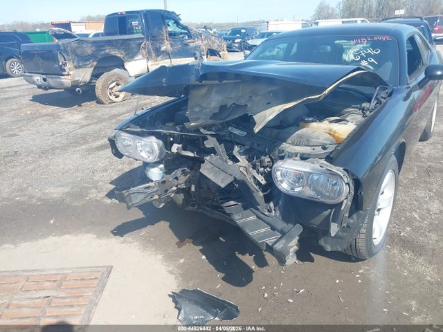 DODGE CHALLENGER SXT - 6