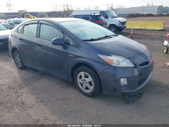 TOYOTA PRIUS - 1
