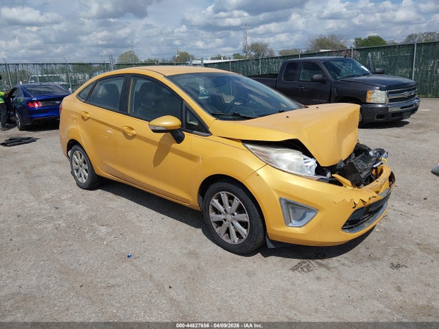 FORD FIESTA SEL - 1