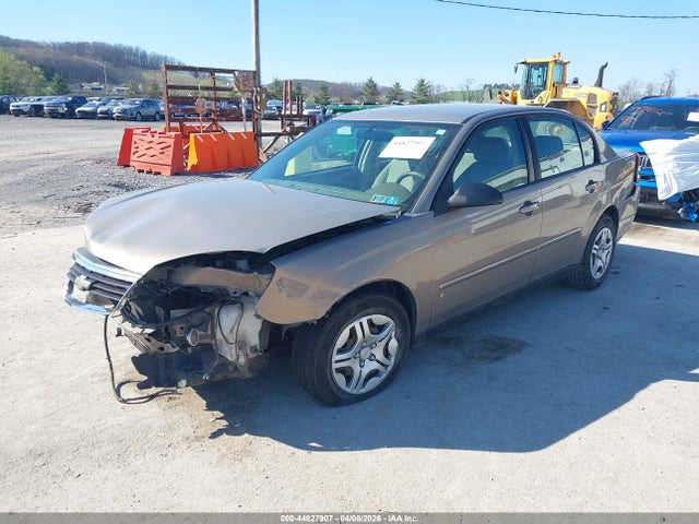 CHEVROLET MALIBU CLASSIC LS - 2