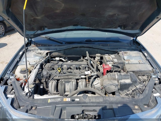 FORD FUSION SE - 10