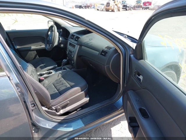 FORD FUSION SE - 5