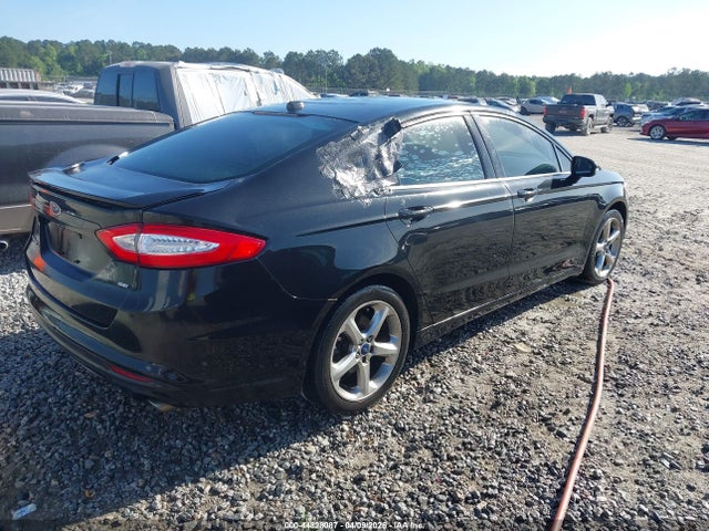 FORD FUSION SE - 4