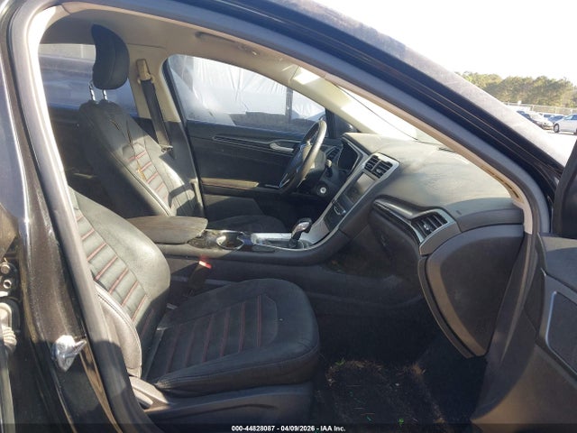 FORD FUSION SE - 5