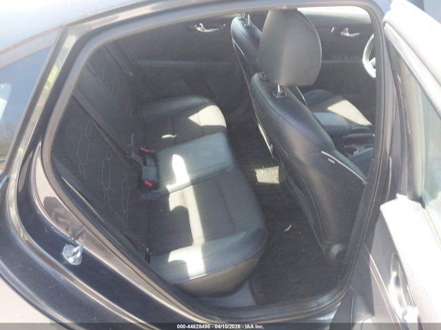 KIA FORTE GT-LINE - 8