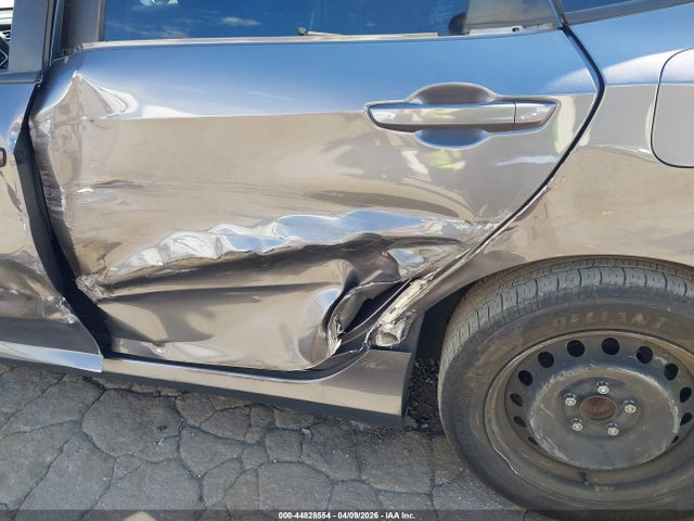 صورة 6 لـ 2019 Honda CIVIC LX
