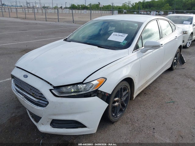 FORD FUSION SE - 2