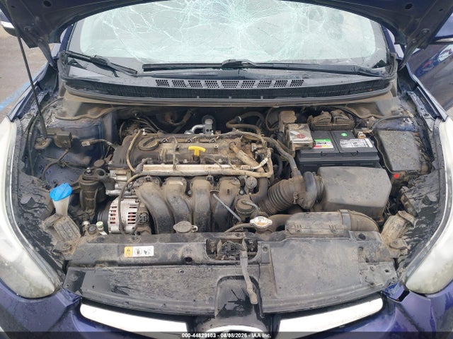 HYUNDAI ELANTRA LIMITED - 10