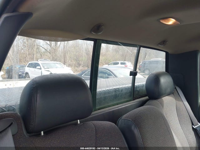 CHEVROLET SILVERADO 1500 - 8